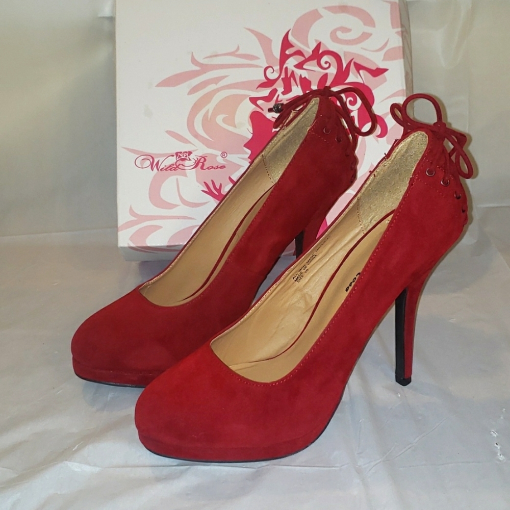 ✨️NOT FOR SALE✨️ Wild Rose Red Velvet Heels